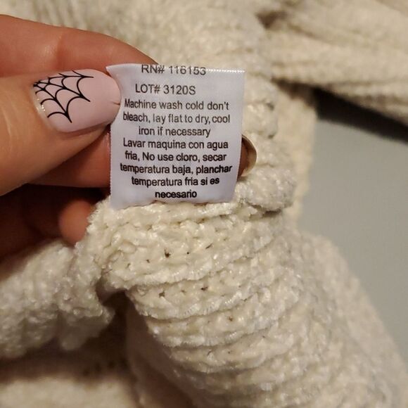 NWT POOF Warm & Cozy Lifestyle Sweater-Ladies Size Large - Picture 4 of 7